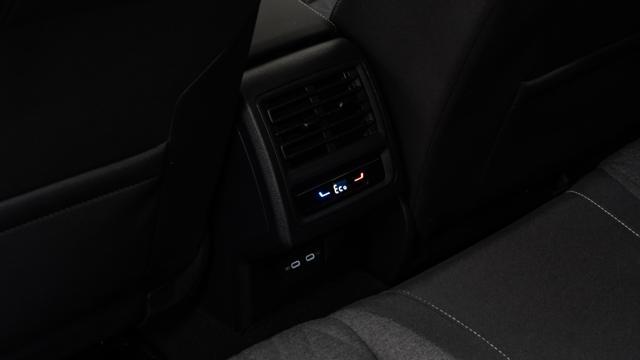 VOLKSWAGEN Golf 1.5 TSI eHybrid DSG 204CV Edition Plus IVA