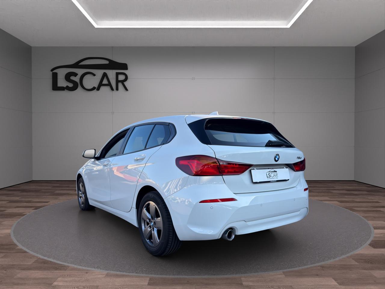 BMW Serie 1 116d - Automatica - Neopatentati - Condizioni pari nuovo - Promo finanziamento