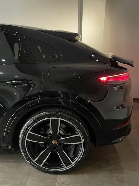 Porsche Cayenne 3.0 e-hybrid tiptronic