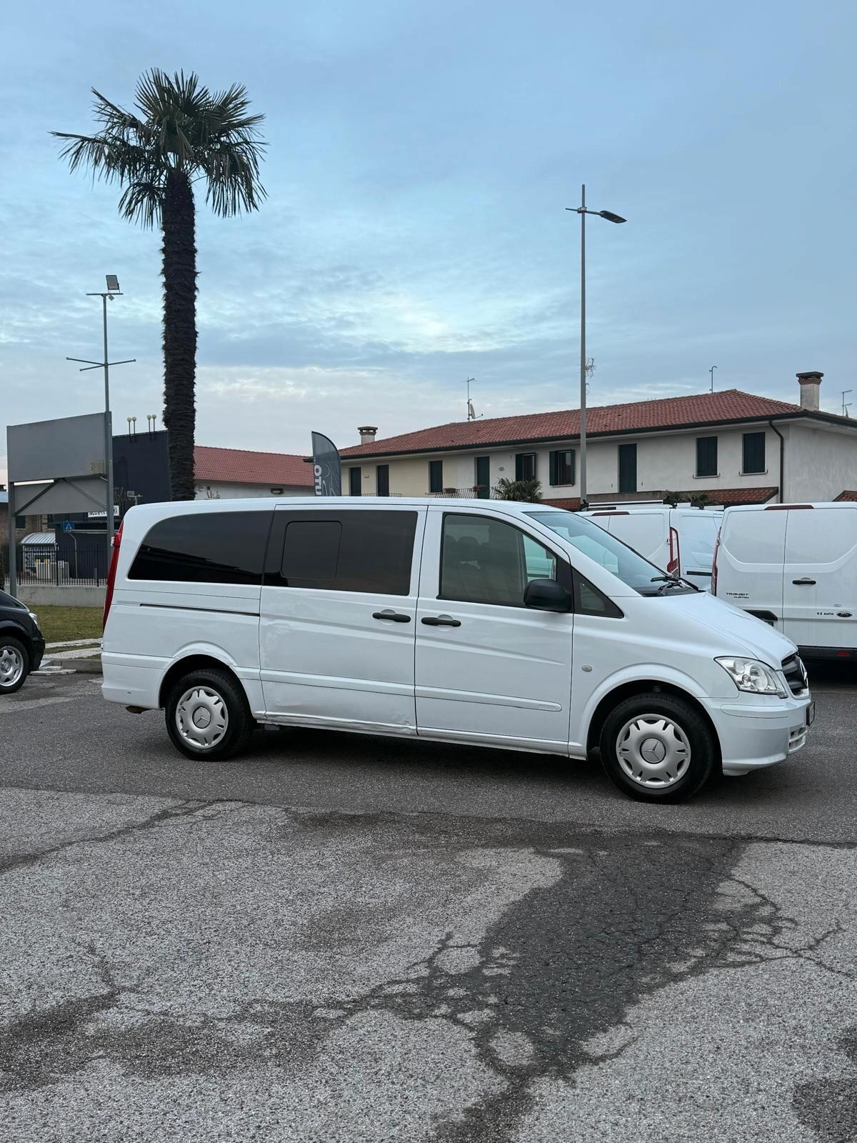 Mercedes-Benz Vito 2.2 Vito 2.2 113 CDI Mixto Vetrato Long 6 POSTI