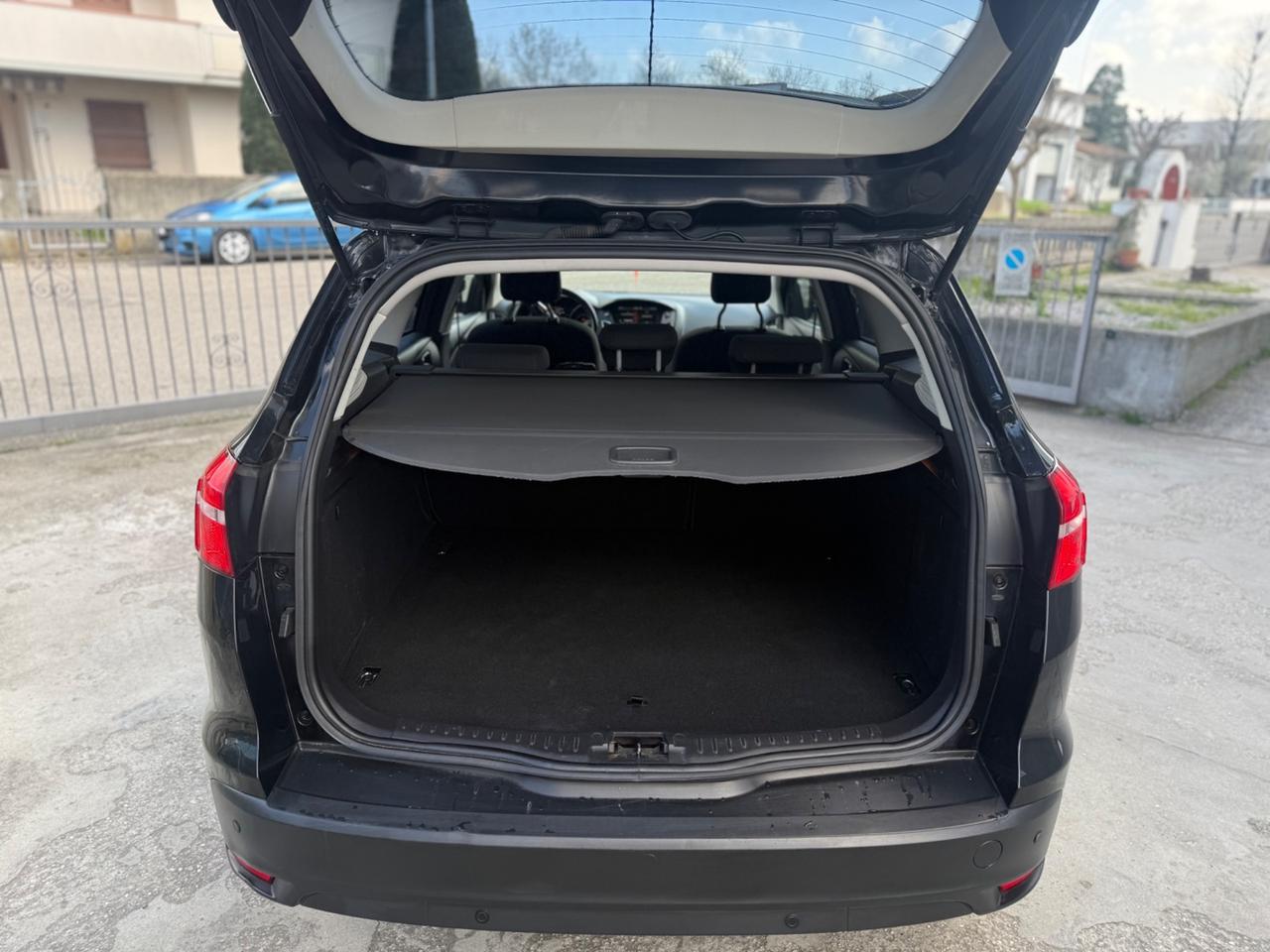 Ford Focus 1.5 TDCi TITANIUM NEOPAT. 2015 EURO 6