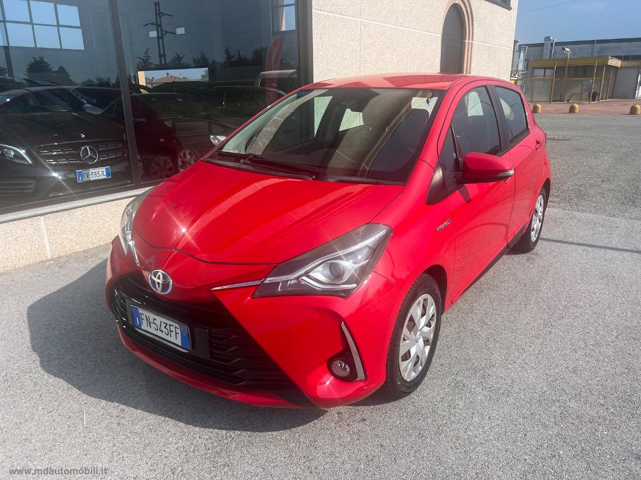 TOYOTA Yaris 1.5 Hybrid 5p. Cool TAGLIANDI TOYOTA
