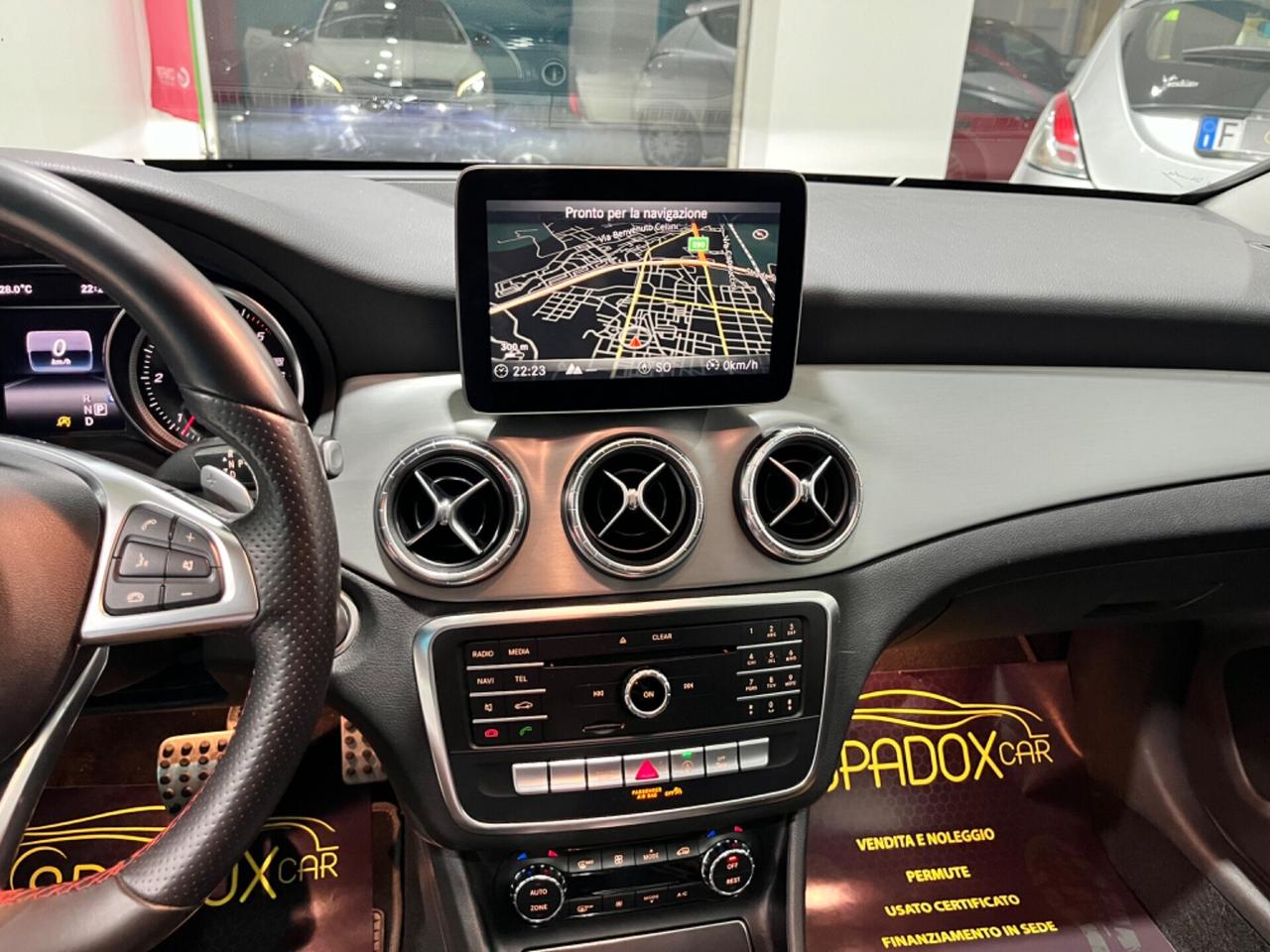 MERCEDES CLA SHOOTING BRAKE 200D *TETTO * PREMIUM *UNICOPROPRIETARIO