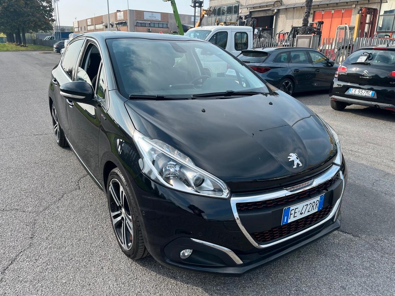 Peugeot 208 BlueHDi 120 S&S 5 porte GT Line