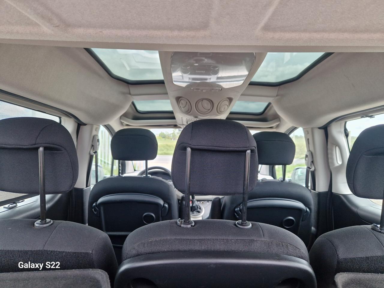 Peugeot Partner Tepee 1.6 e-HDi 92 CV S&S Outdoor