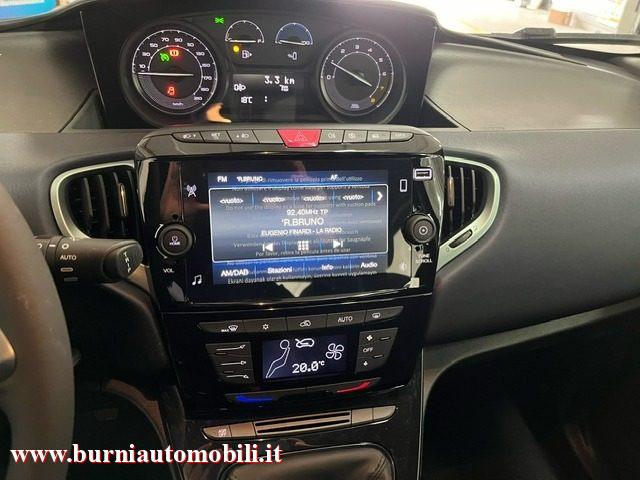 LANCIA Ypsilon 1.0 Hybrid Platino PREZZO VERO