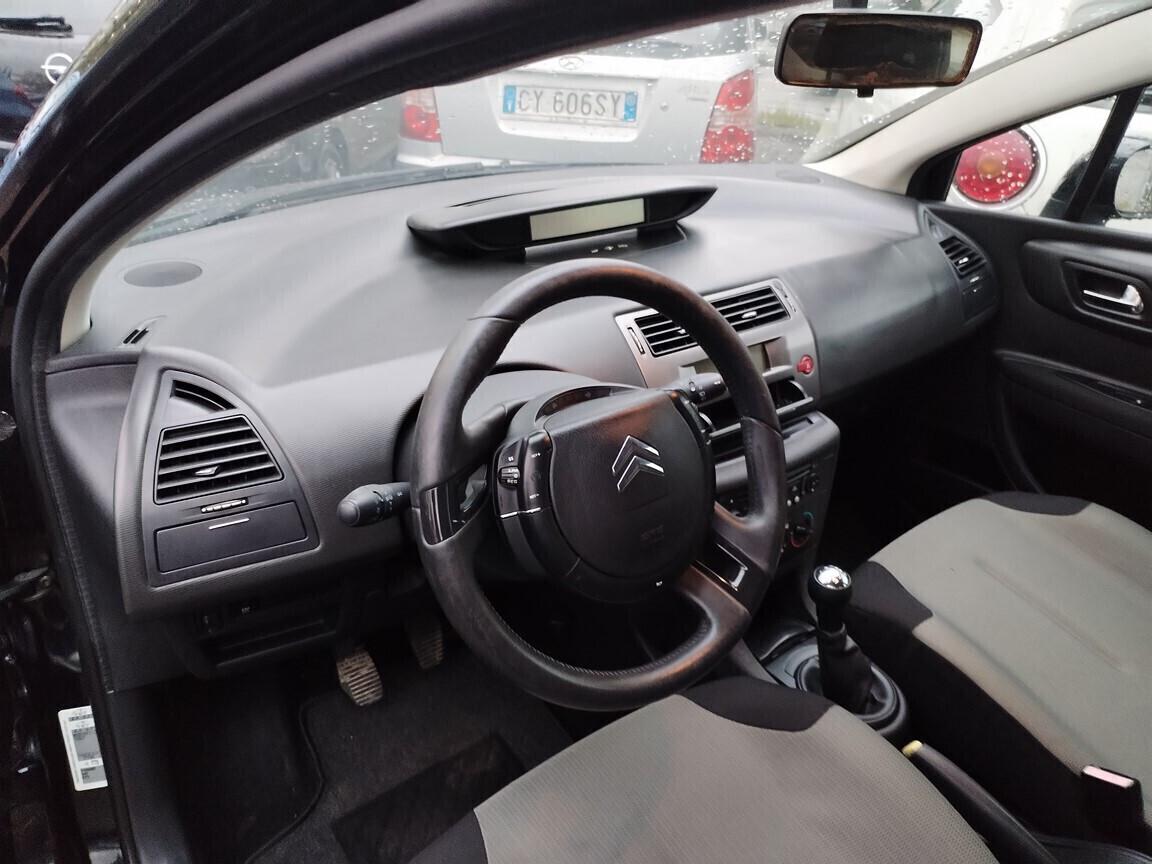 Citroen C4 1.4 benzina 2009 km 155000 CONSEGNA CON TAGLIANDO E DISTRIBUZIONE