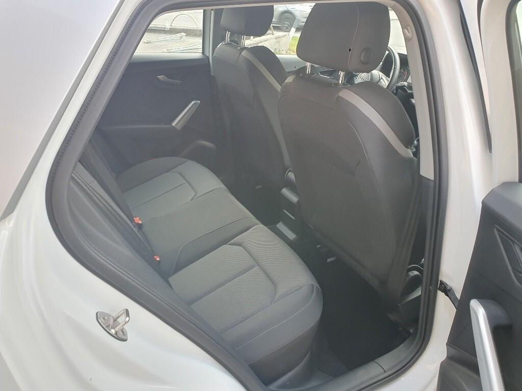 Audi Q2 30 TDI S tronic Business Design