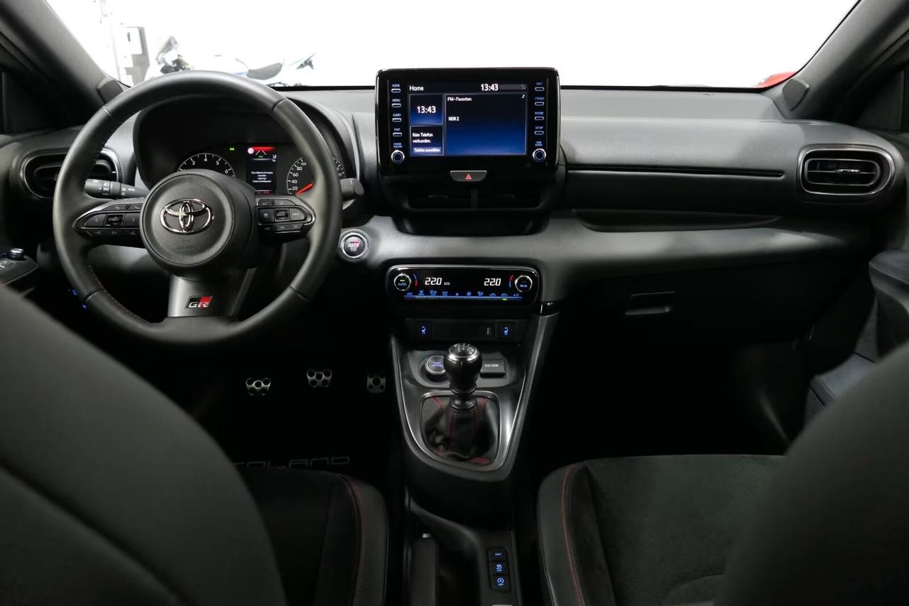 Toyota Yaris 1.6 Turbo 3 porte GR Circuit FULL KAMERA ALCANTARA