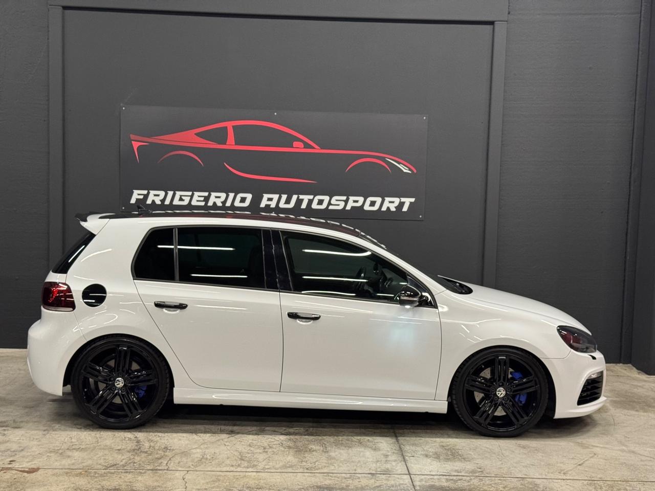 Volkswagen Golf 2.0 TSI 4mot. 5p. R