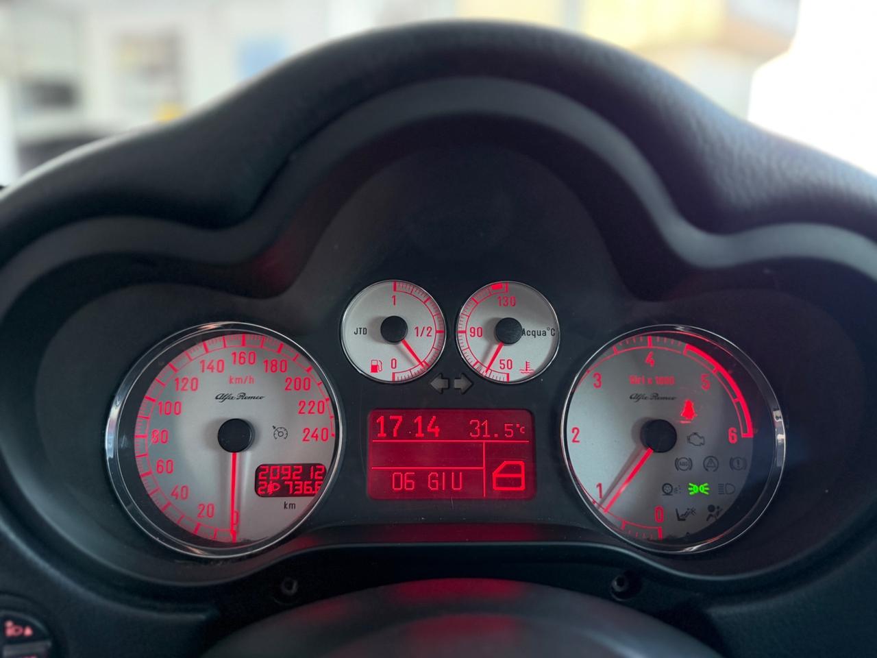 Alfa Romeo GT 1.9 JTDM 16V Distinctive Gancio Traino