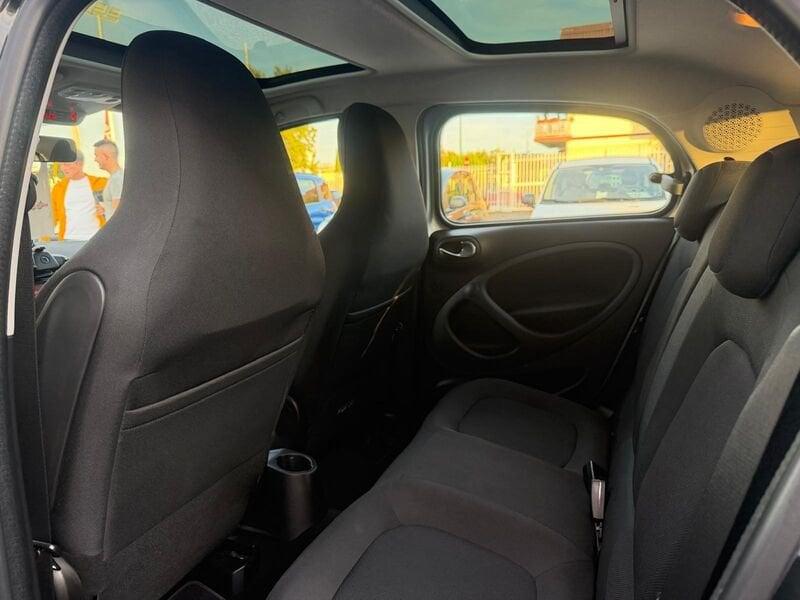 smart forfour Forfour Passion 90cv twinamic,SPORT PACK, LED, PANORAMA!