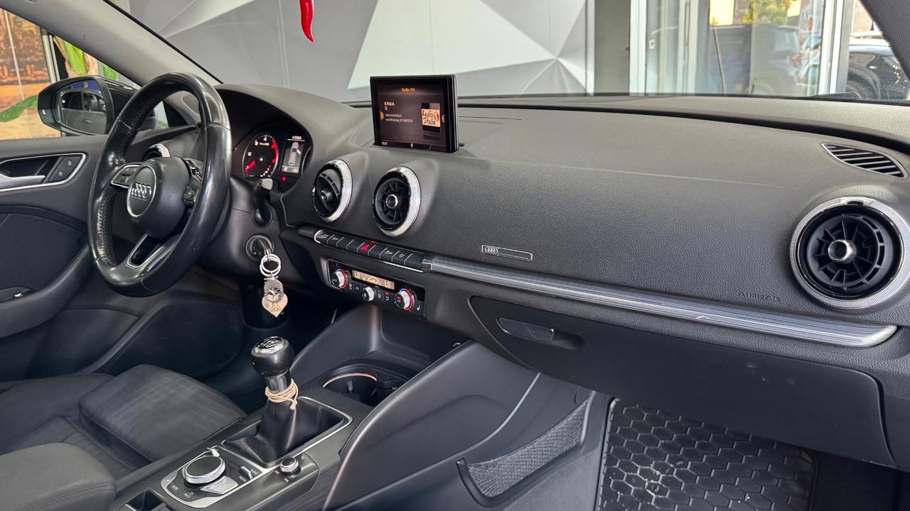 Audi A3 SPB 2.0 TDI S-Line Tetto Apribile-2018