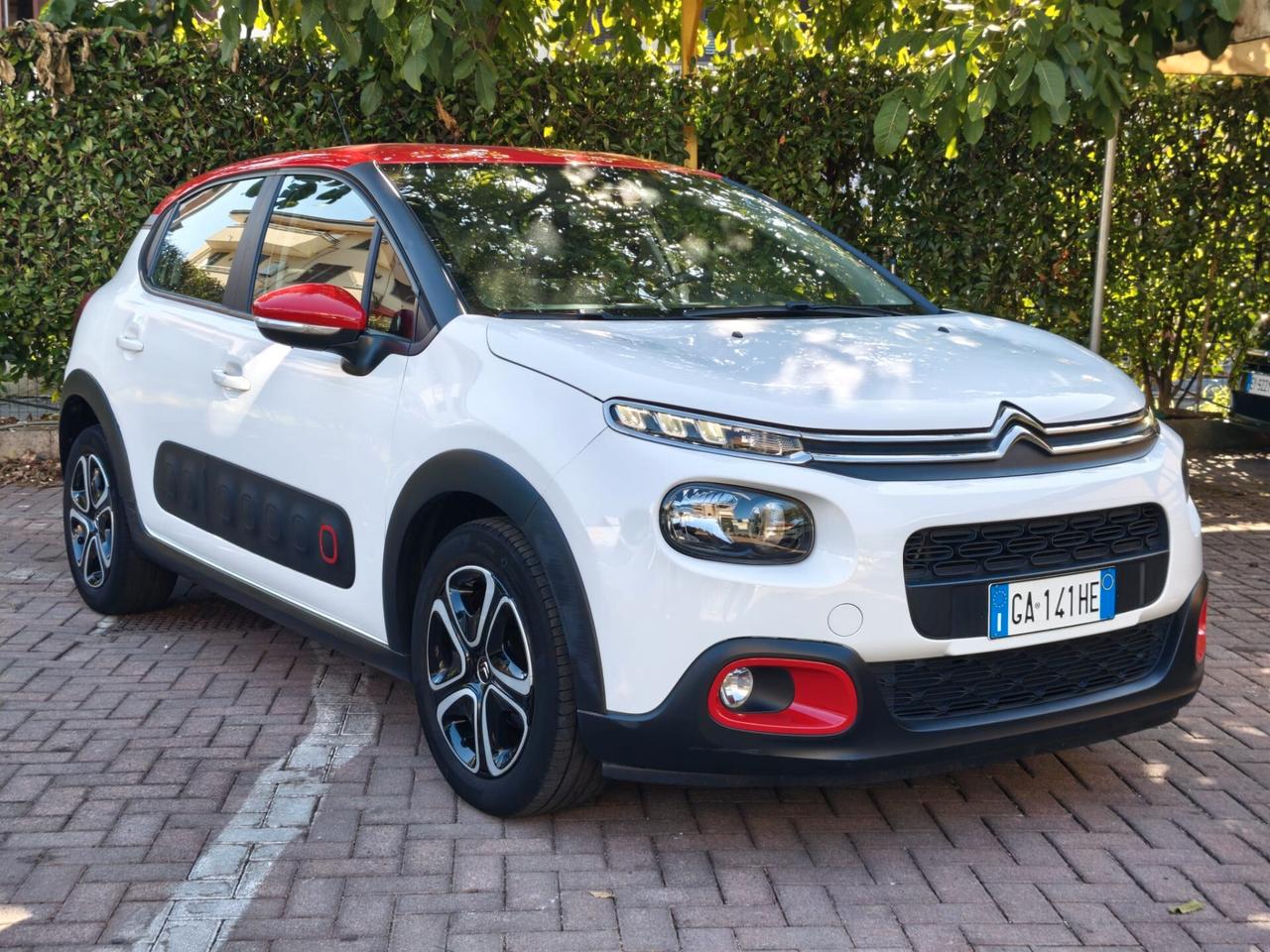 Citroën C3 1.2 PureTech 83 CV S&S Feel Pack (o Shine) Bicolore