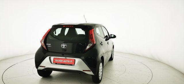 TOYOTA Aygo Connect 1.0 VVT-i 72CV x-business CAMBIO AUTOM.