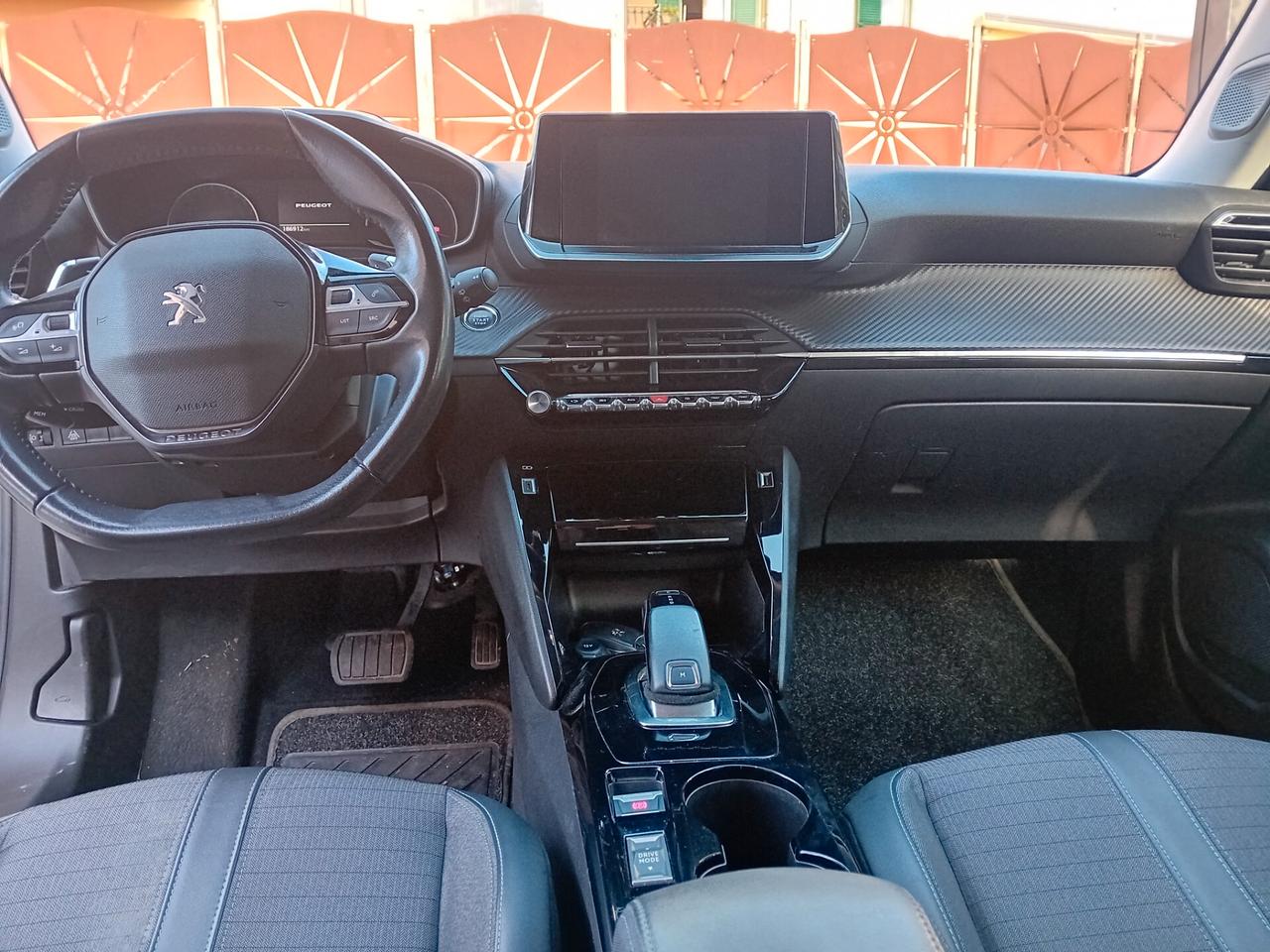 Peugeot 2008 BlueHDi 130 S&S EAT8 GT