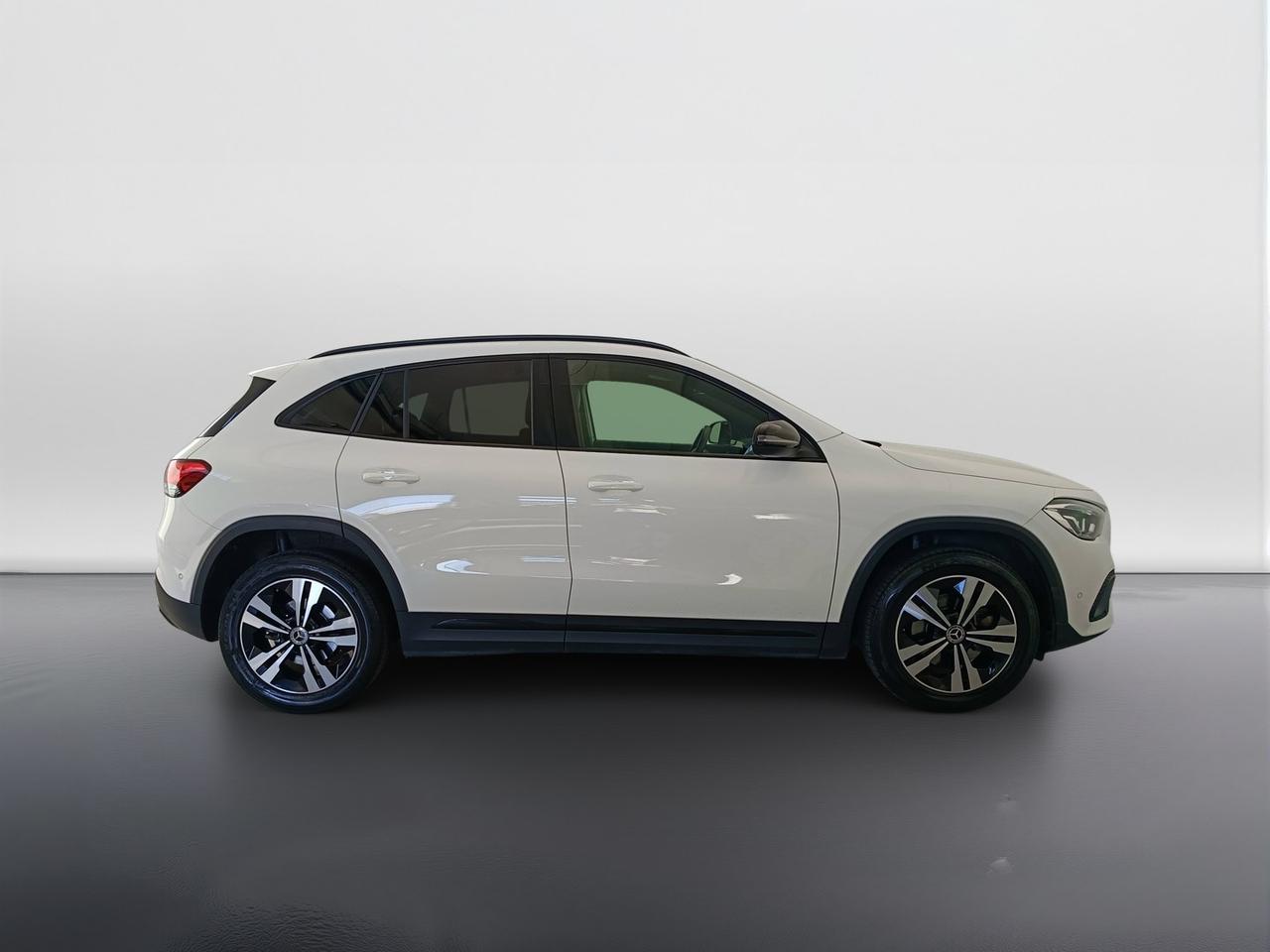 Mercedes-Benz GLA-H247 2020 - GLA 180 d Sport Plus auto
