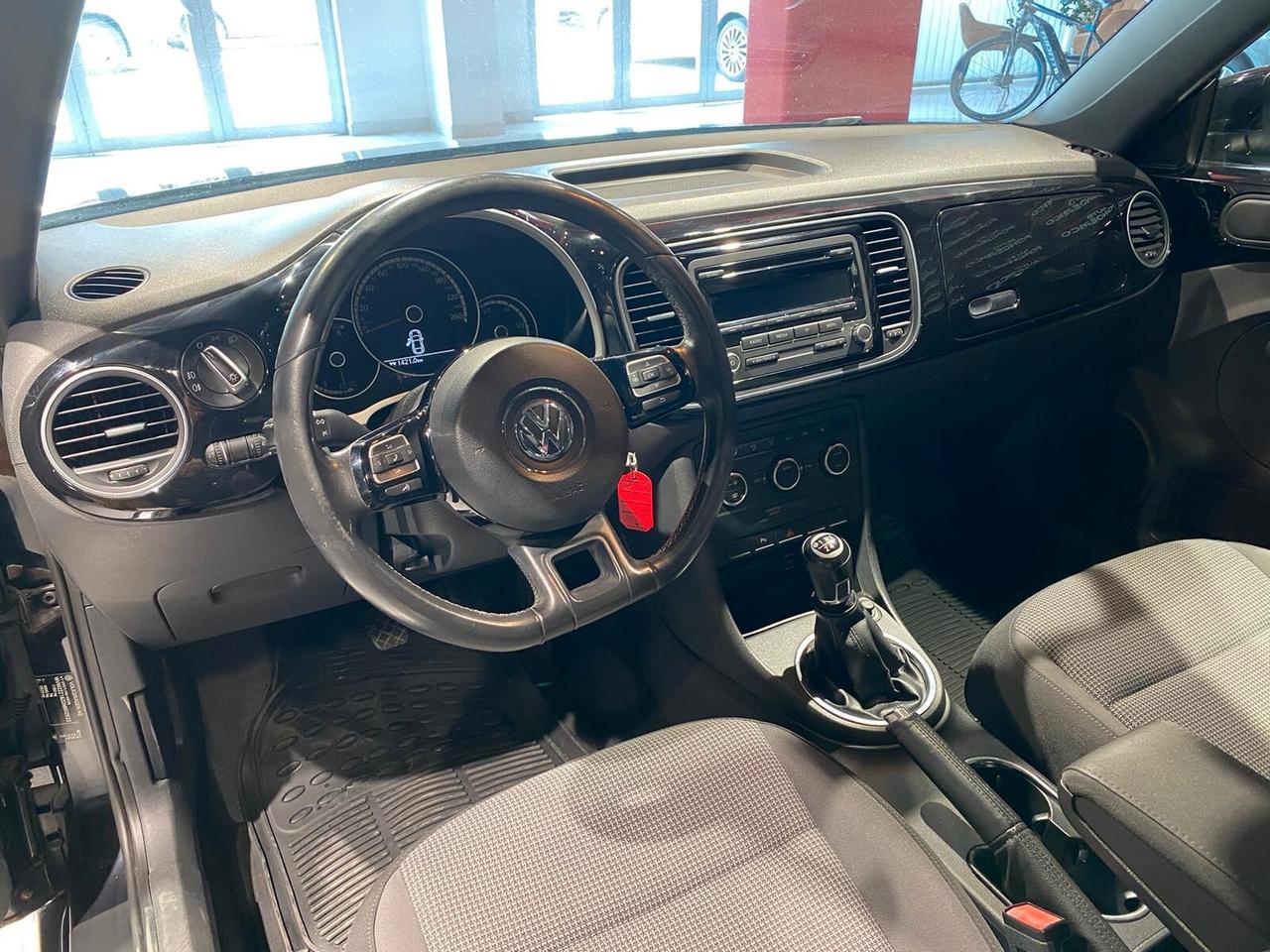 Volkswagen Maggiolino 1.6 Diesel - 2012
