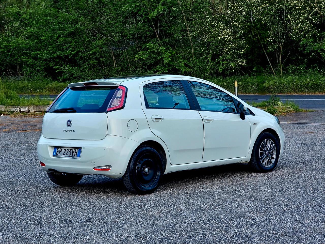 Fiat Punto 1.3 MJT II S&S 95 CV 5 porte Easy 2013-E5B NEO Manuale