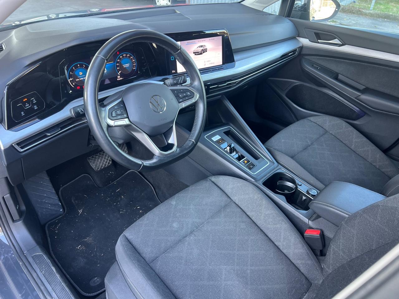 Volkswagen Golf 1.0 TSI EVO Life FINANZIABILE