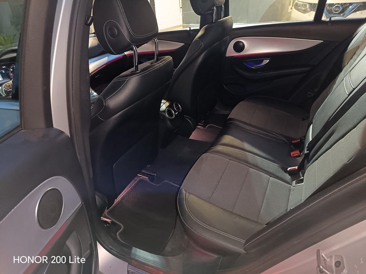 MERCEDES-BENZ E 220 d Auto Bus. Sport All-Terrain