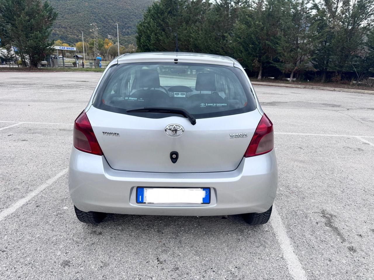 Toyota Yaris 1.4 D-4D 5 porte M-MT Sol automatica.
