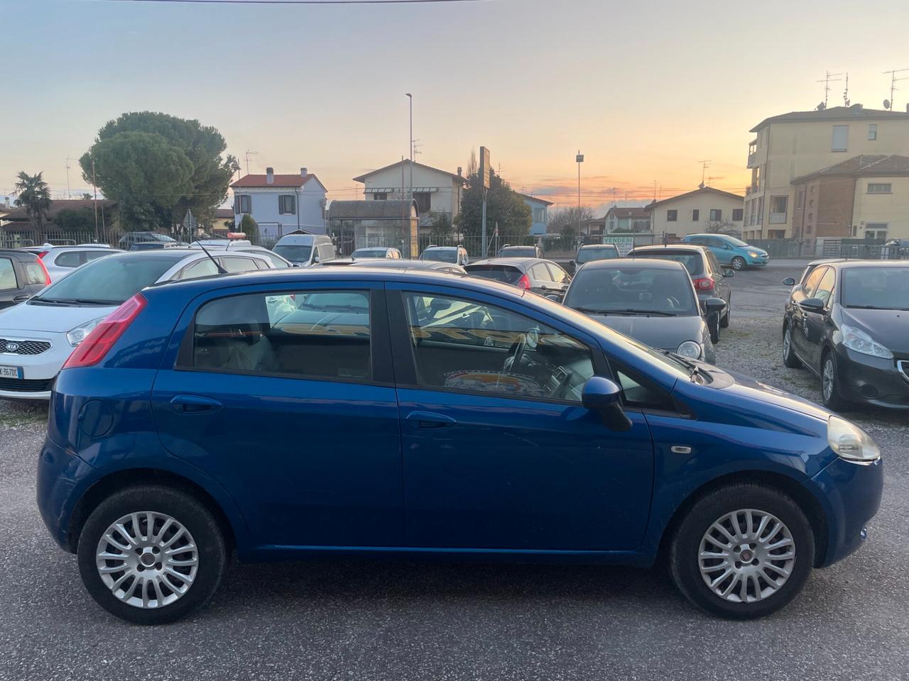 Fiat Grande Punto 1.4 Dynamic metano X NEOPATENTATI