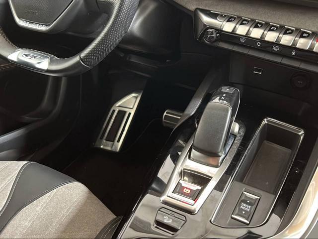 PEUGEOT 3008 Hybrid4 300 e-EAT8 GT