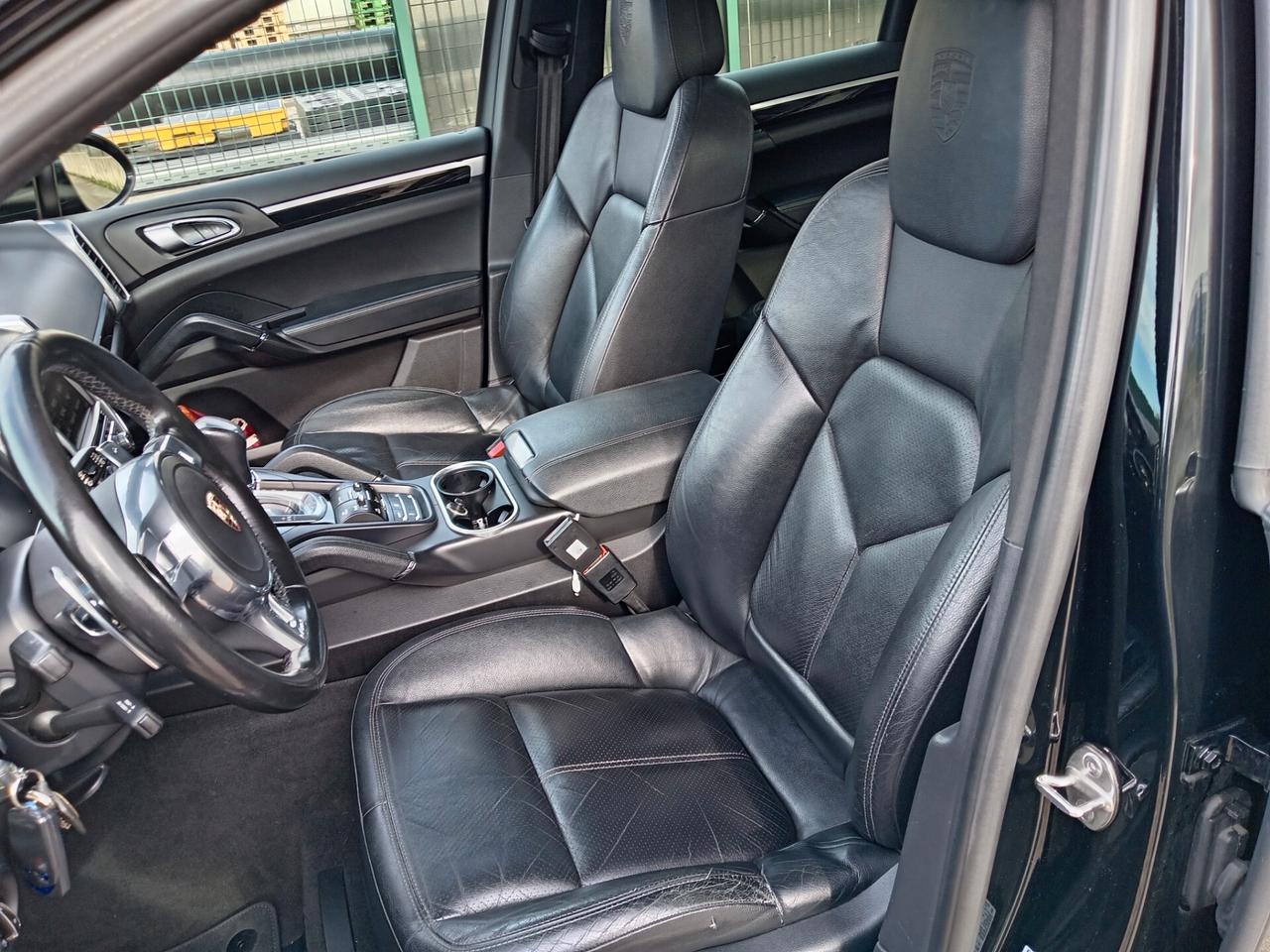 Porsche Cayenne 3.0 Diesel 250CV Platinum Edition