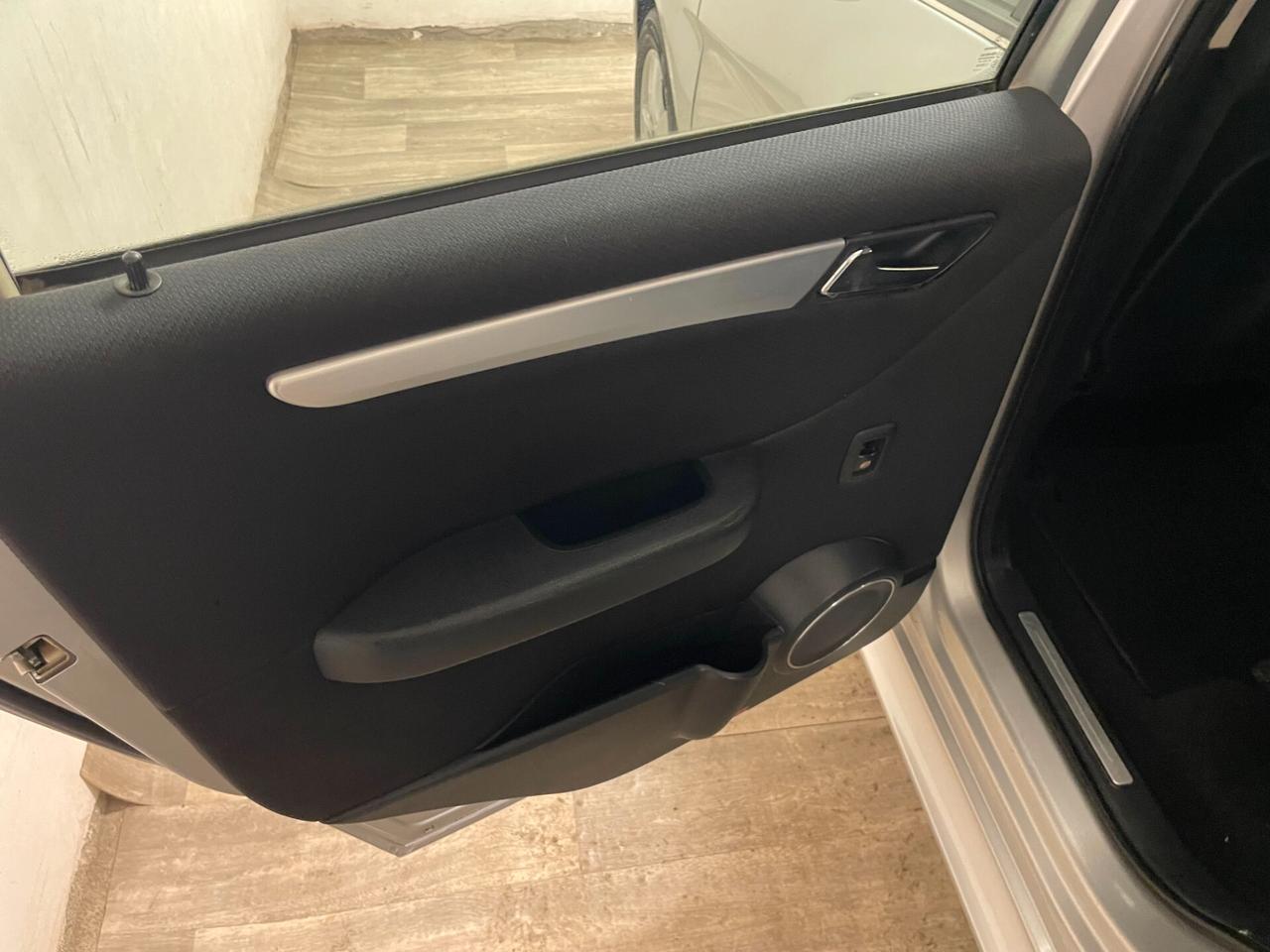 Mercedes-benz B 180 2.0 110 CV CDI Sport Manuale Full optional NEOPATENTATI