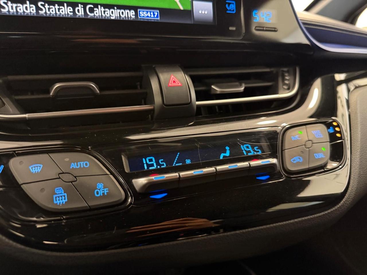 Toyota C-HR 1.8 Hybrid E-CVT Lounge 2017