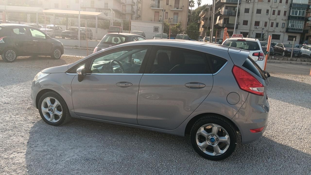 Ford Fiesta 1.4 96CV aut. 5 porte Titanium