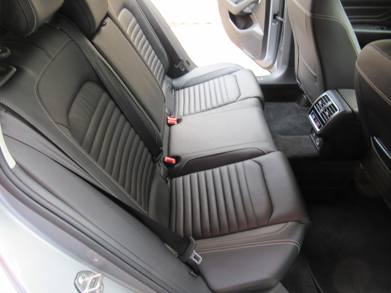 Volkswagen Passat Variant 2.0 TDI SCR 200 CV DSG Executive