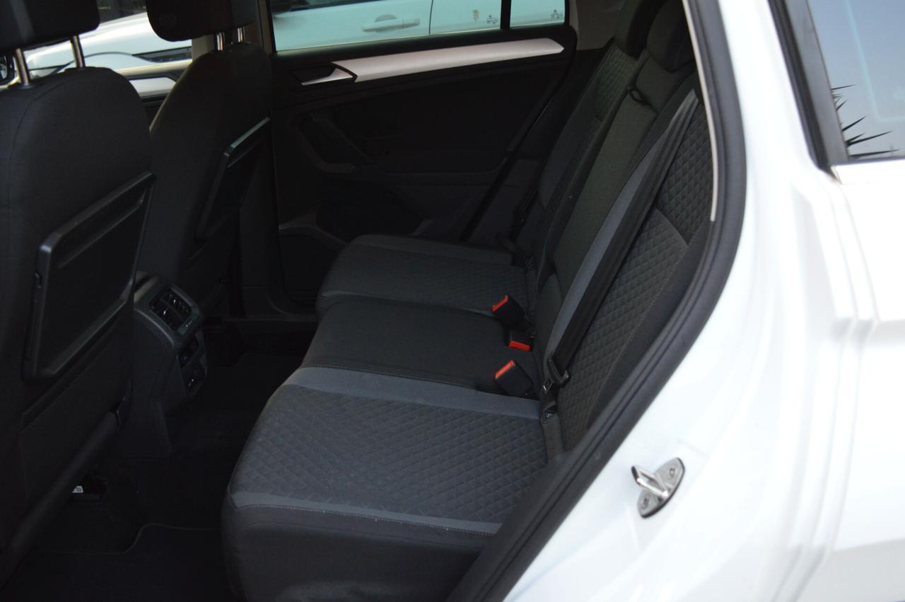 Volkswagen Tiguan 2.0 TDI 150 CV SCR DSG R-Line