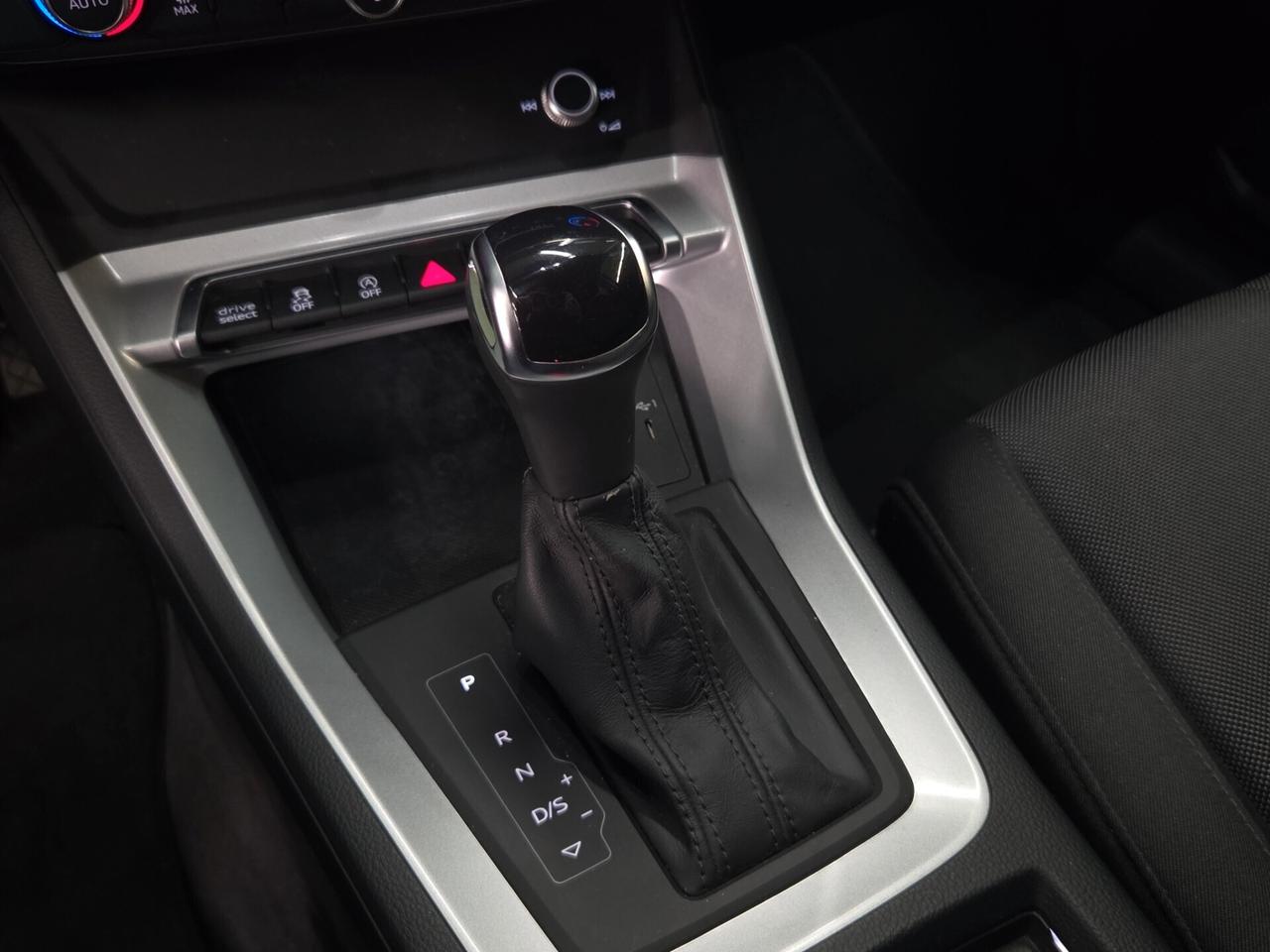 Audi Q3 SPORTBACK 35 TDI S tronic QUATTRO Business Plus