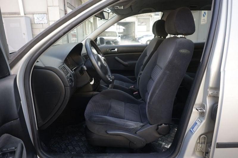 Volkswagen Golf Golf 1.6 cat 5 porte Highline