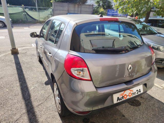RENAULT Clio 1.2 16V 5 porte Luxe NEOPATENTATI