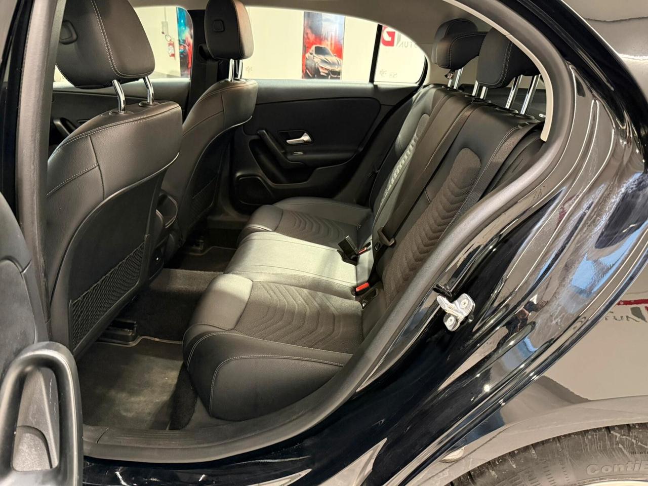 Mercedes-benz A 180 d Automatic Advanced