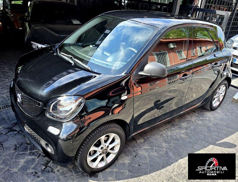 smart forfour AUTOMATICA NAVI UNIPRO! 70 1.0 twinamic Passion