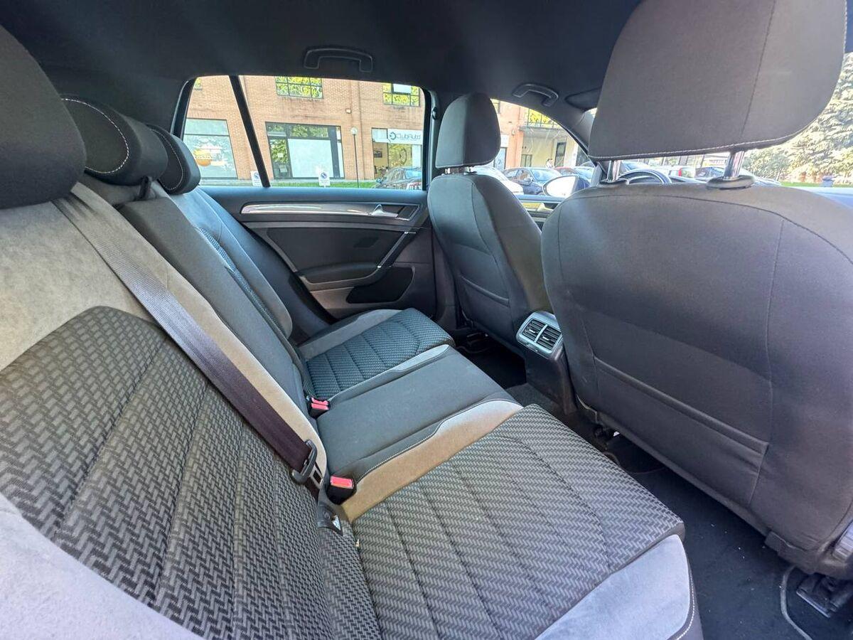 Volkswagen Golf 1.5 tsi Sport 150cv dsg