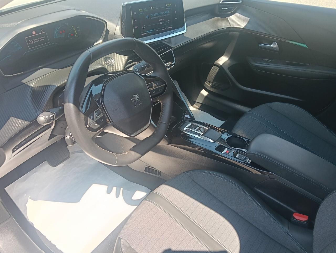 Peugeot 208 motore elettrico 136 CV 5 porte Allure Pack