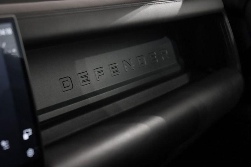 Land Rover Defender 110 3.0D I6 250 CV AWD Auto X-Dynamic HSE