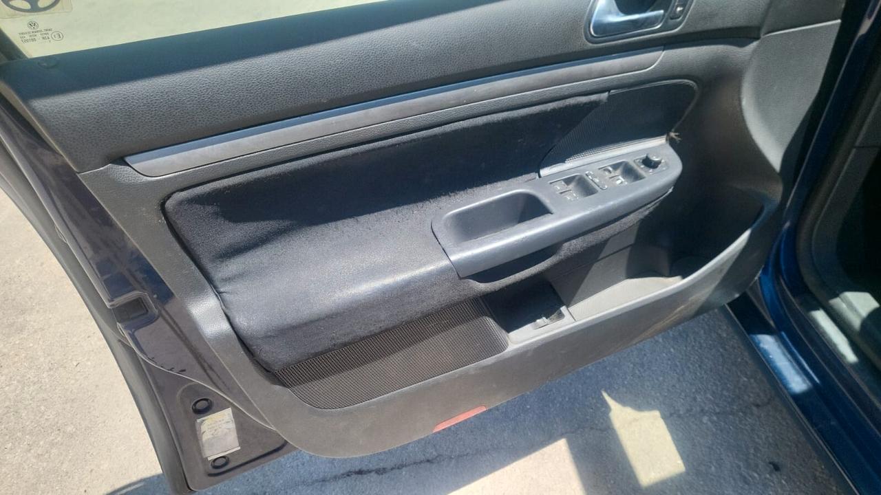 Volkswagen Golf 1.9 TDI 5p. Trendline