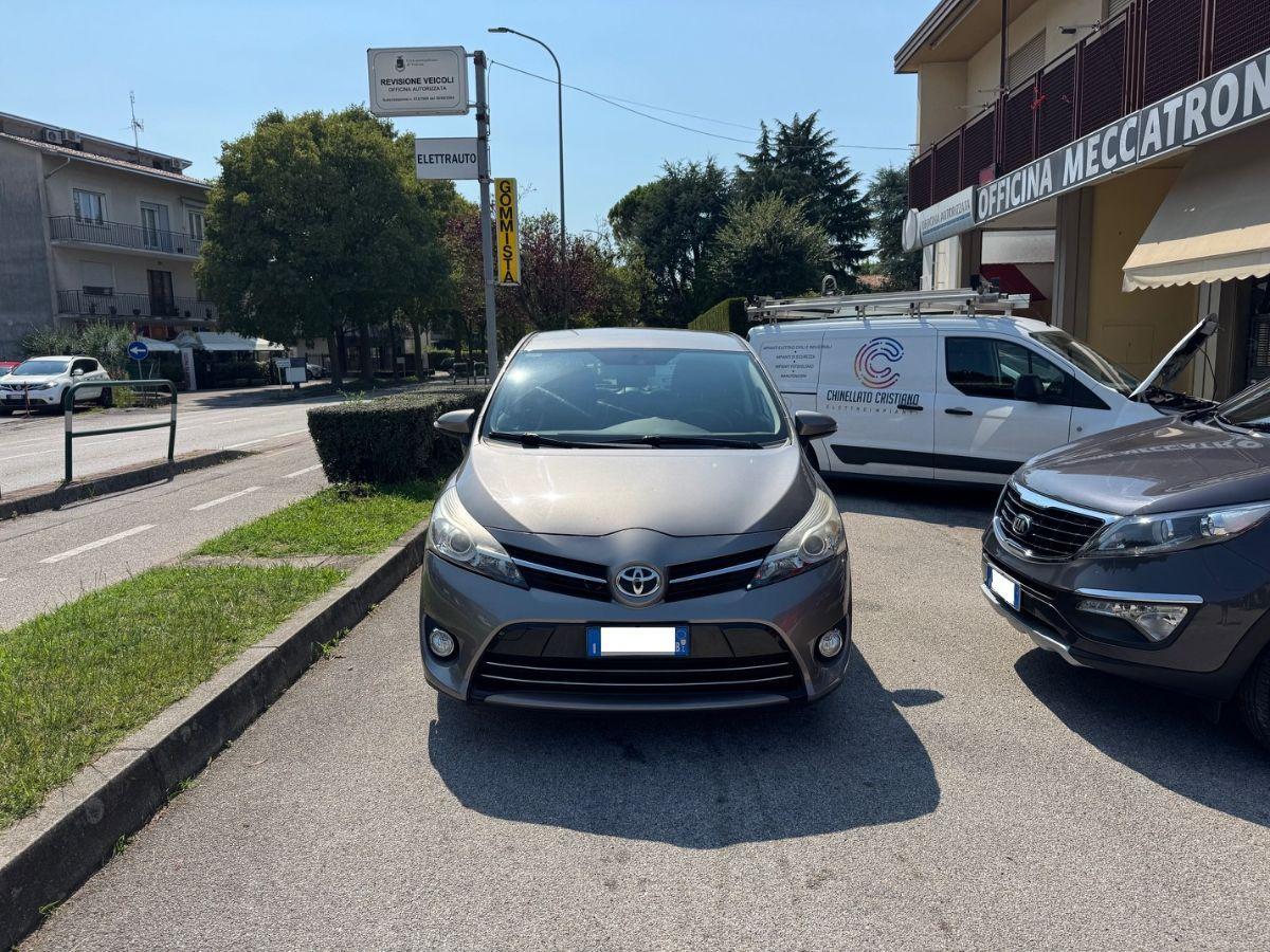 TOYOTA - Verso - 1.6 D-4D Active 7 posti #1PROP. #TAG.CERT.