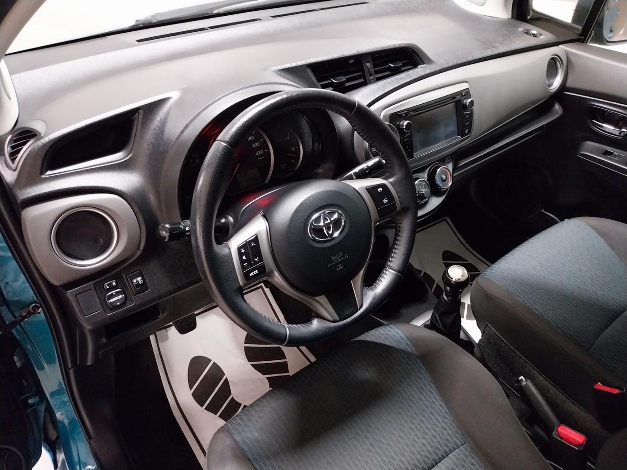 Toyota Yaris 1.3 Lounge - ok neopatentati