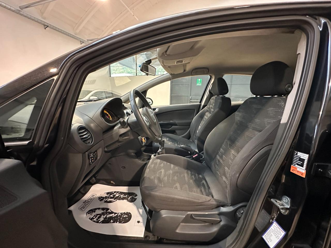 Opel Corsa 1.2 85CV 5 porte GPL-FINO 2031-UNIO PROPRIETARIO