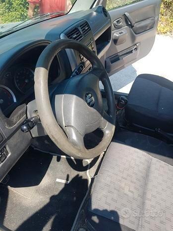 Suzuki Jimny 1.5 DDiS 86CV 4x4 JLX