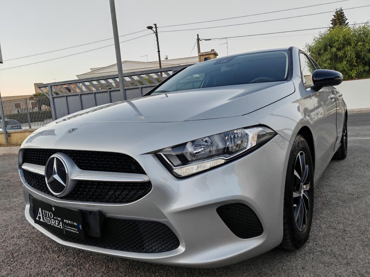 Mercedes-benz A 180d 2.0 Navig cam 2021
