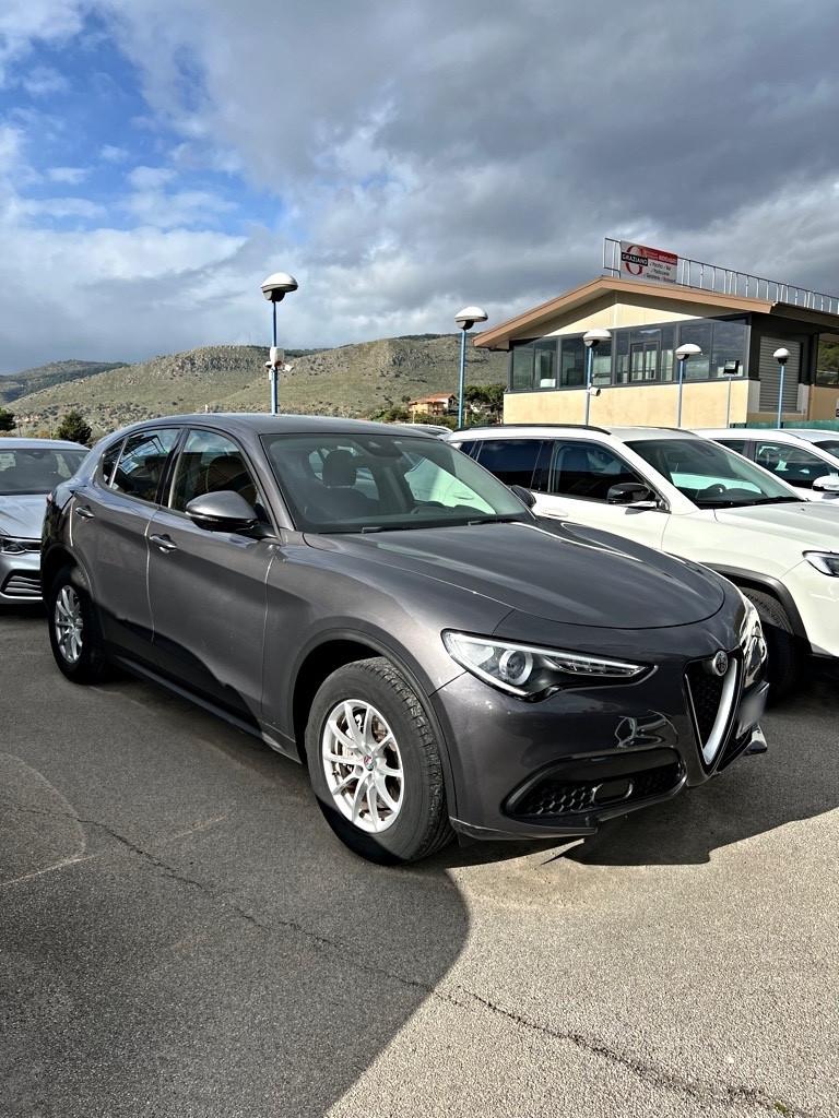 Alfa Romeo Stelvio Q4 2.2 Turbodiesel 190 CV 2019