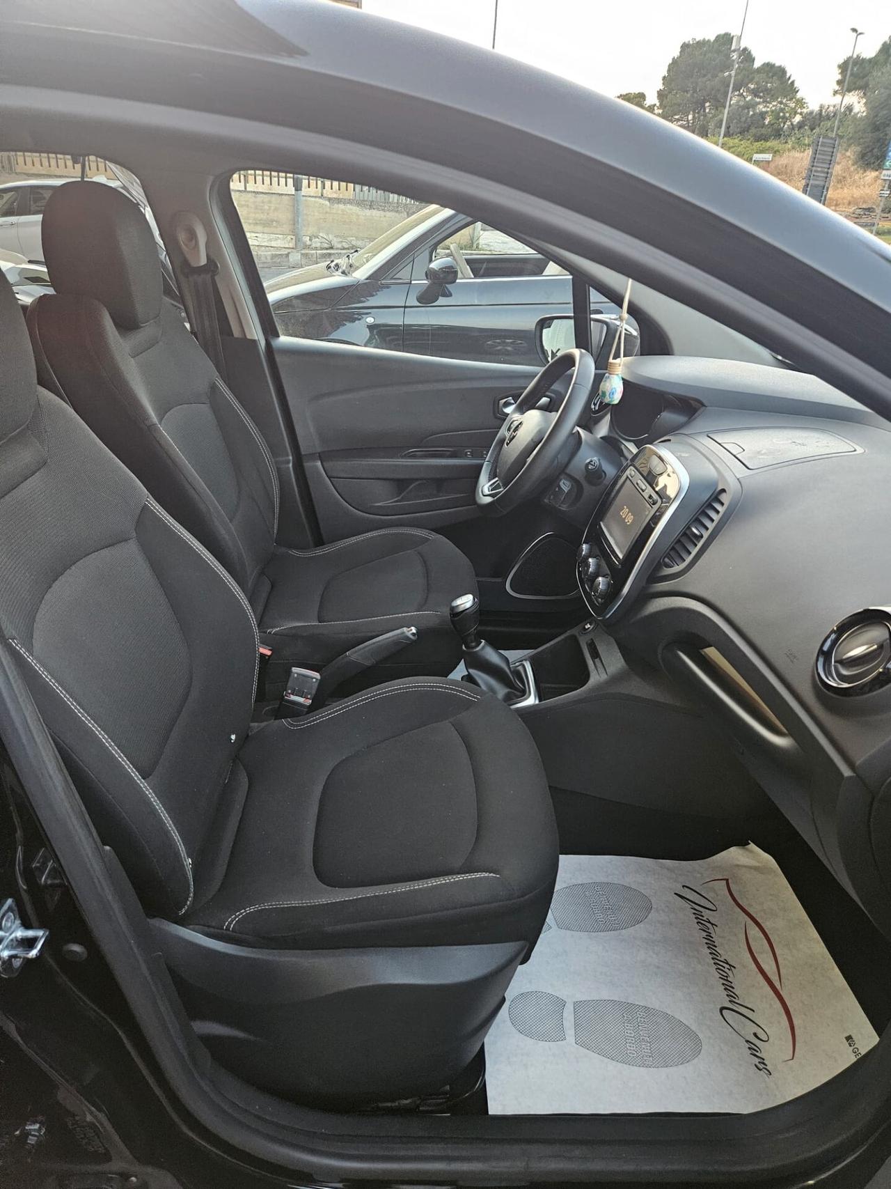 Renault Captur 1.5dci 66kw 90cv FULL NEOPATENTATI